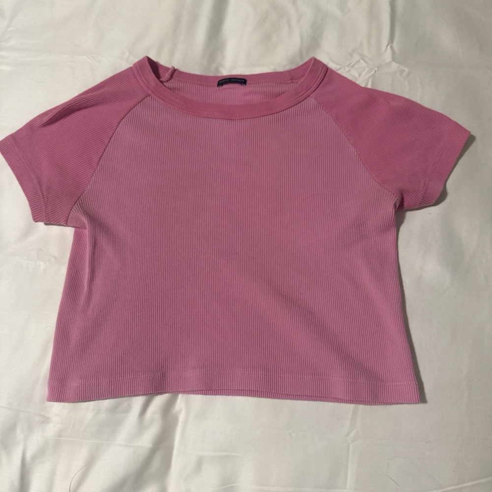 Brandy Melville ribbed baby tee